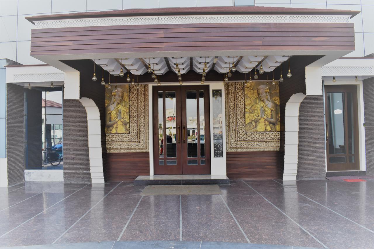 Hotel Ashish Continental Фагвара Экстерьер фото